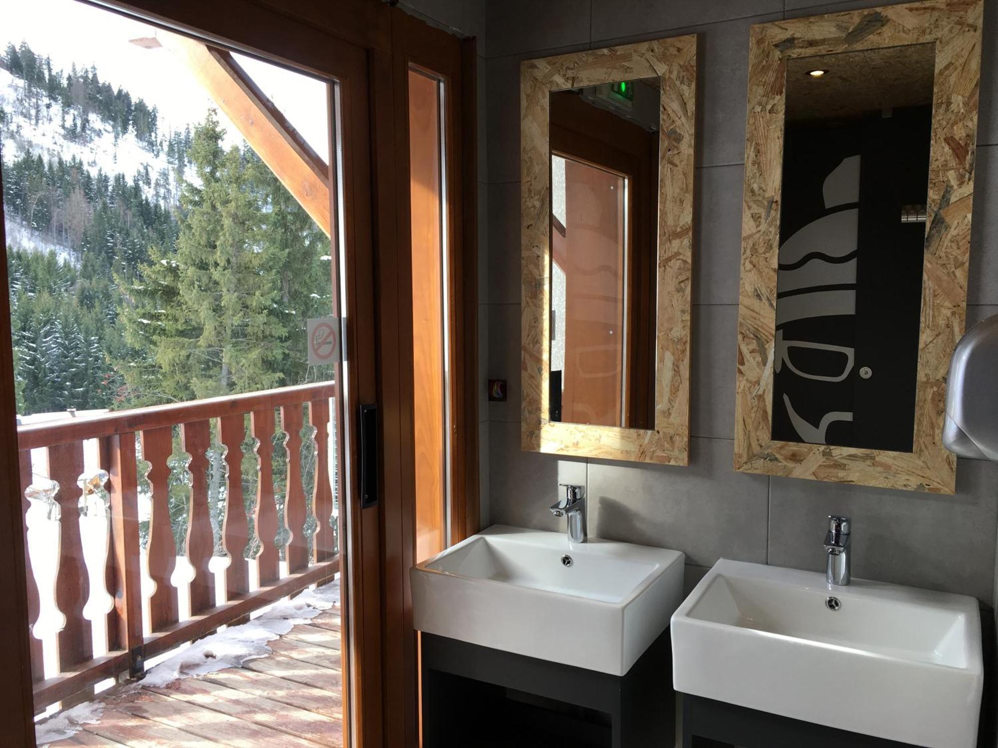 Moontain Hostel Оз Номер фото