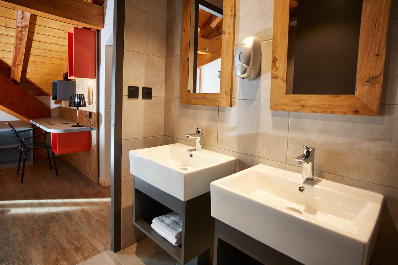 Moontain Hostel Оз Экстерьер фото
