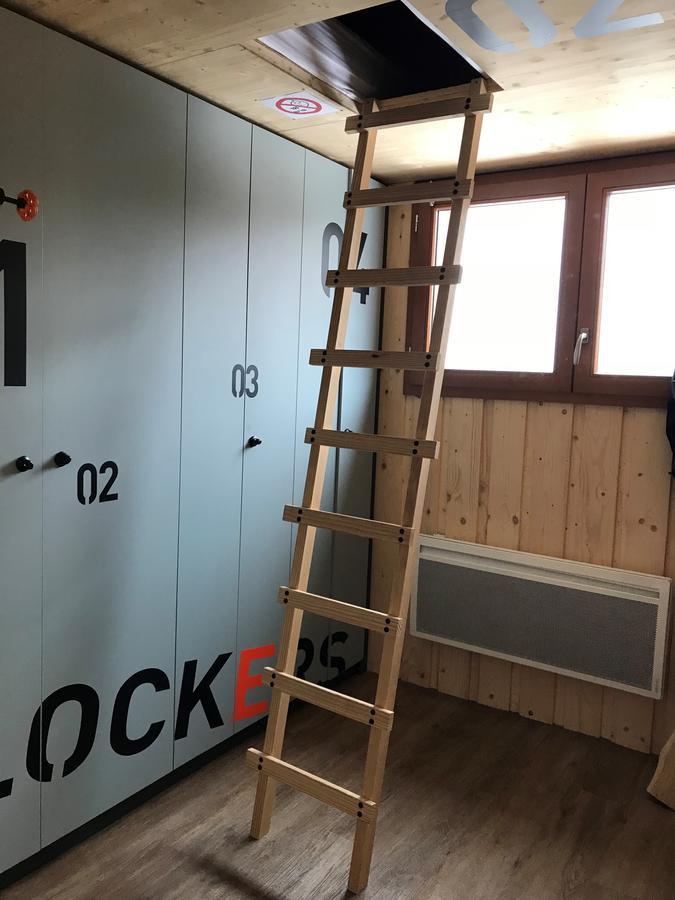 Moontain Hostel Оз Экстерьер фото